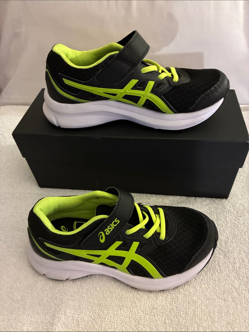 NWOB ASICS Kids Black Sneakers with Neon Yellow Accents Velcro straps